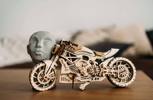 Puzzle 3D din Lemn ECO , Motocicleta DMS, 203 piese, Motor mecanic cu benzi elastice